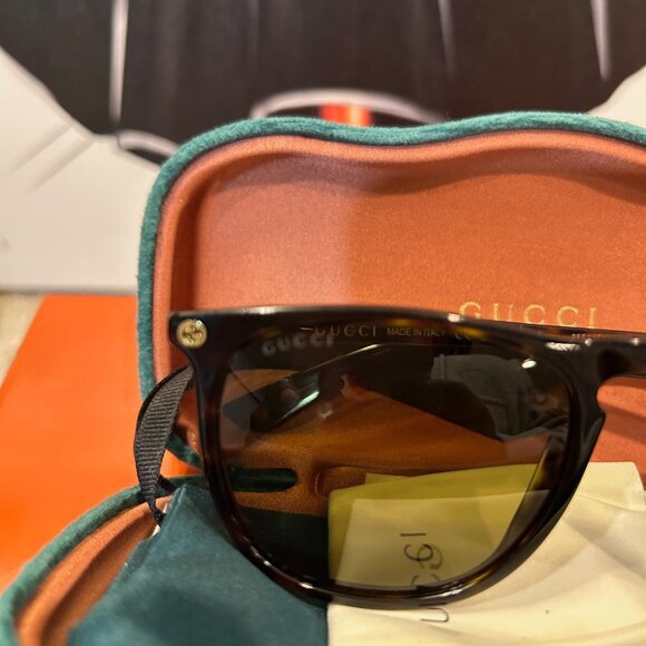 Gucci Black Sunglasses main image 7